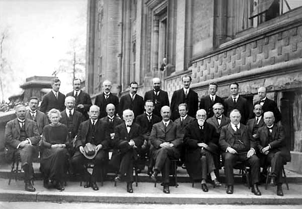 Quatrième Congrès Solvay de physique, 1924.